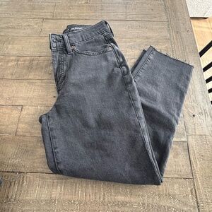 Old Navy women’s  Dark Gray Straight Jeans